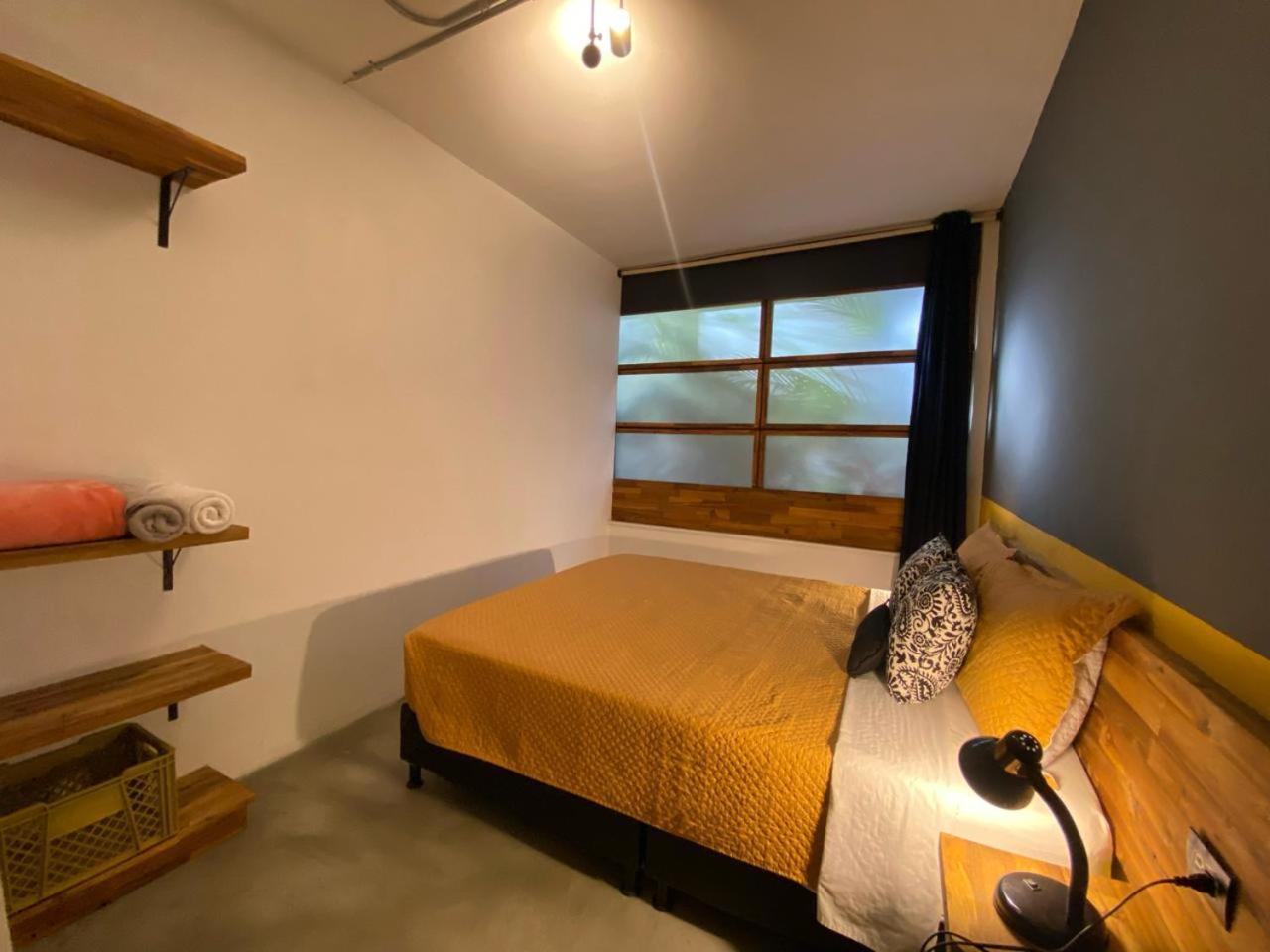 Casa Mosaiko Primer Parque Laureles Меделин Екстериор снимка