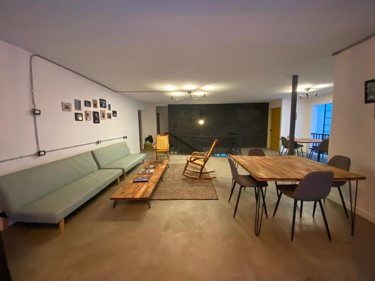 Casa Mosaiko Primer Parque Laureles Меделин Екстериор снимка